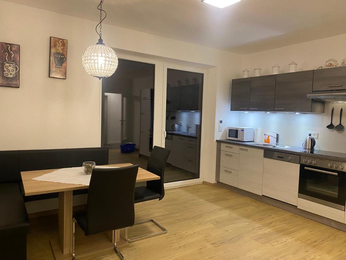 Wohnung City Nord Mit Balkon Herzogsdorf Extérieur photo